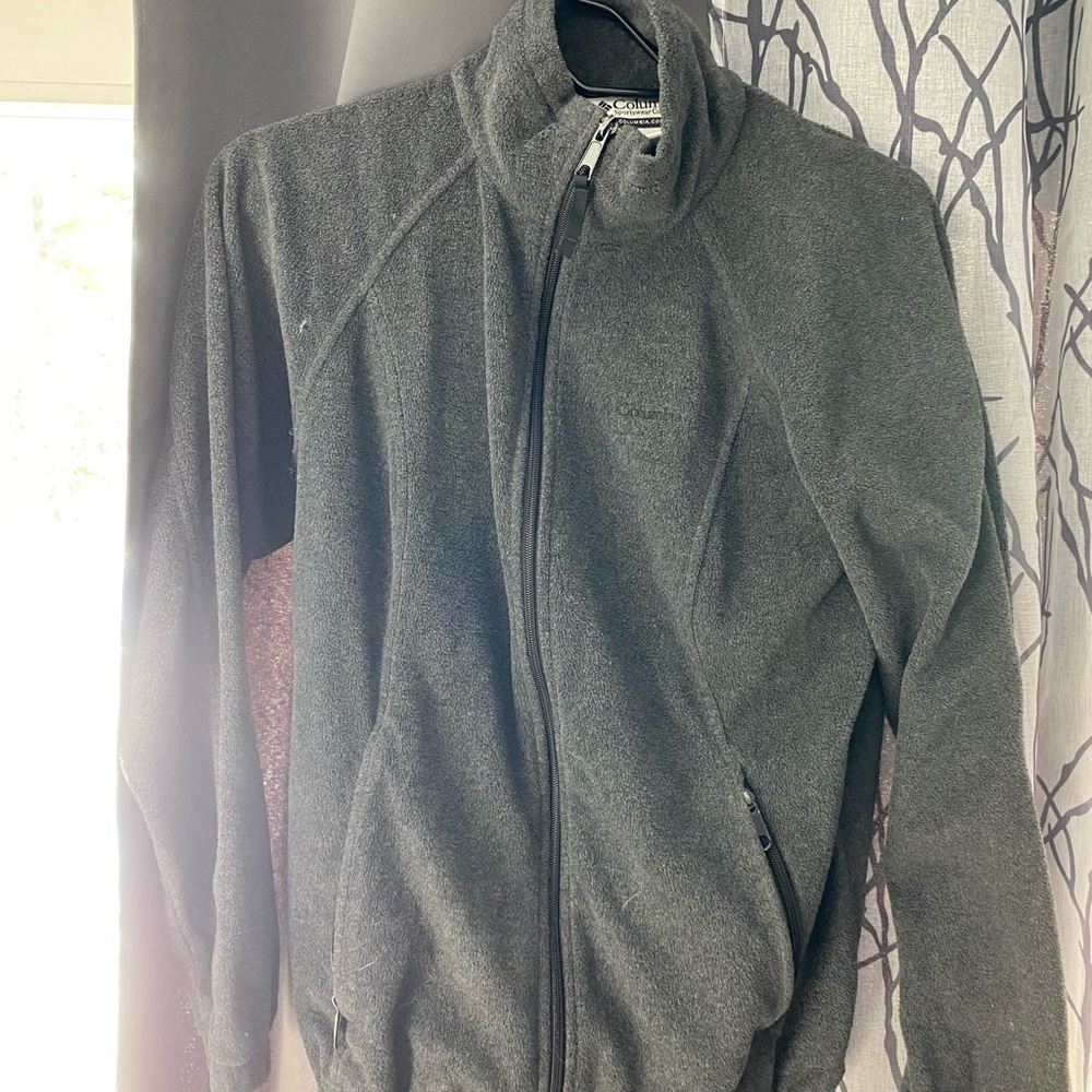Medium Columbia zip up